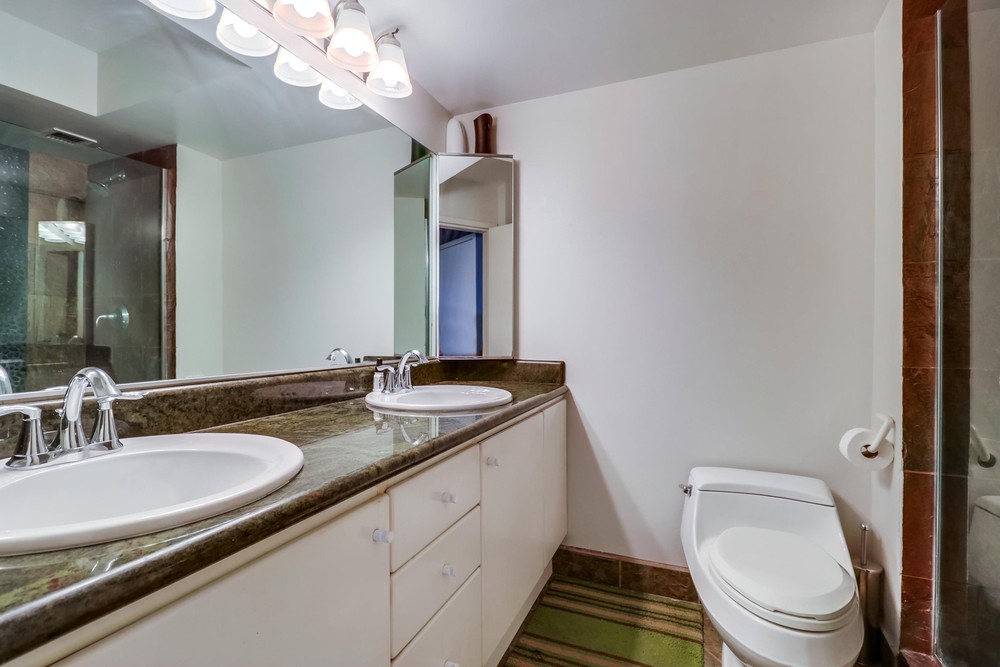 Virtual tour photo 21 of 47 for 500 W Harbor Dr