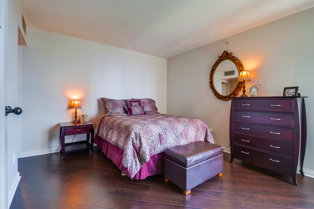 Virtual tour photo 23 of 47 for 500 W Harbor Dr