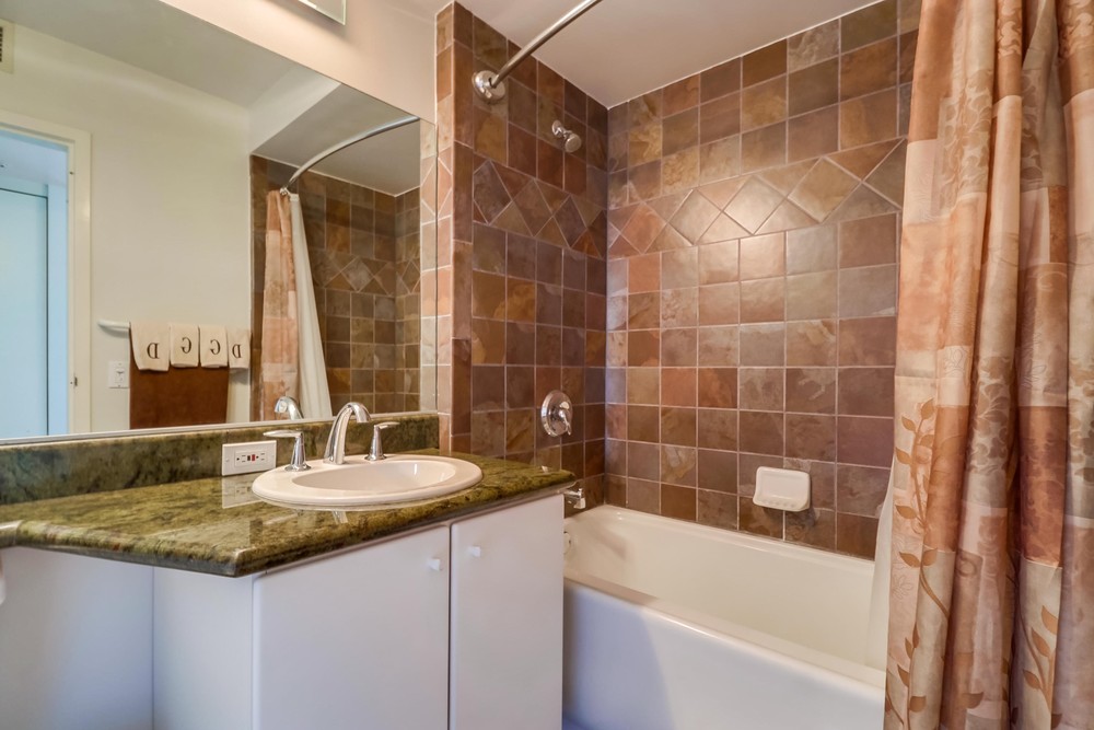 Virtual tour photo 25 of 47 for 500 W Harbor Dr