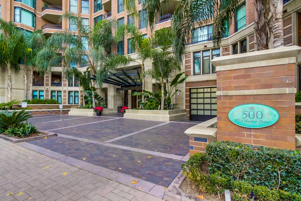 Virtual tour photo 40 of 47 for 500 W Harbor Dr