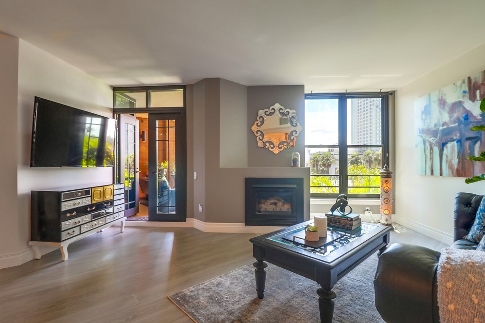 Virtual tour photo 9 of 52 for 500 W Harbor Dr