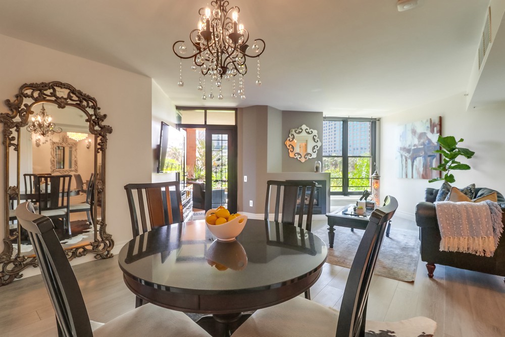 Virtual tour photo 16 of 52 for 500 W Harbor Dr