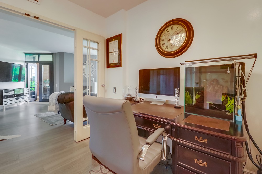 Virtual tour photo 25 of 52 for 500 W Harbor Dr