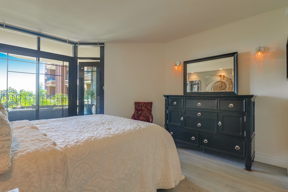 Virtual tour photo 34 of 52 for 500 W Harbor Dr