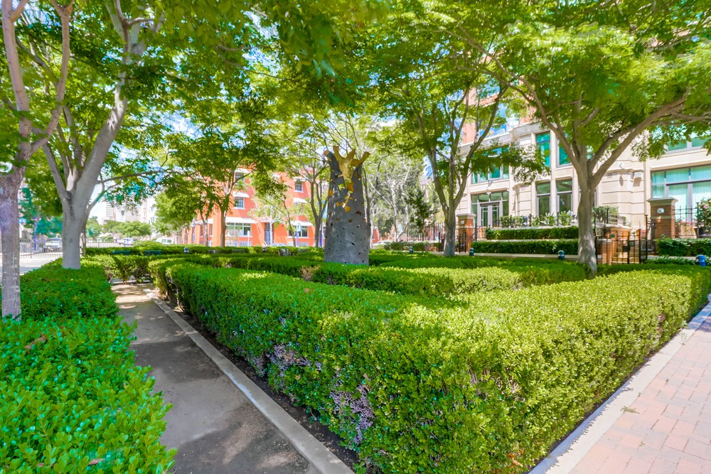 Virtual tour photo 50 of 52 for 500 W Harbor Dr
