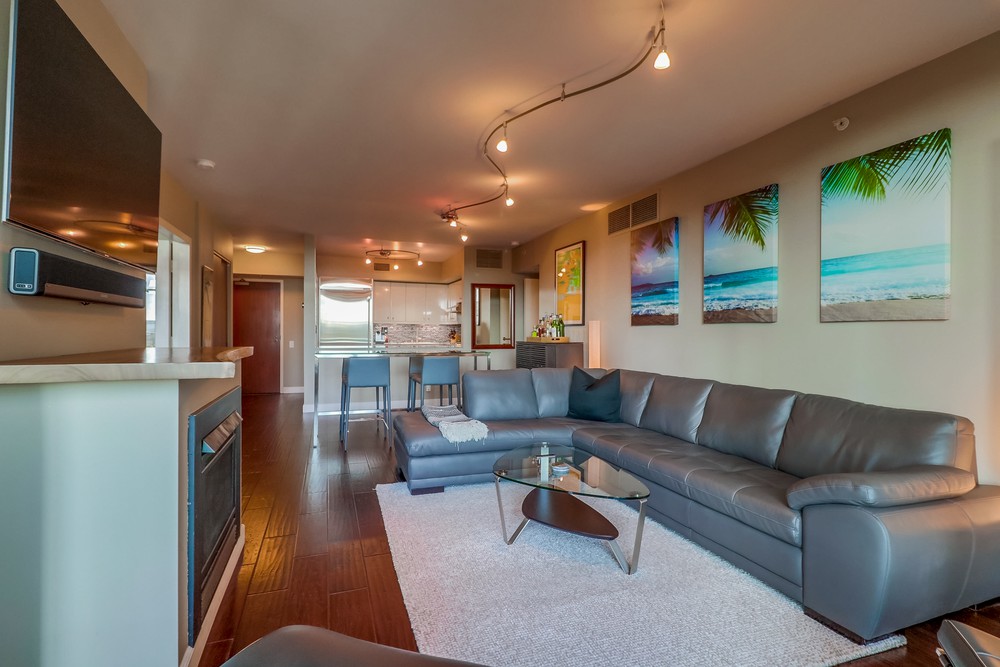 Virtual tour photo 10 of 54 for 500 W Harbor Dr UNIT 612