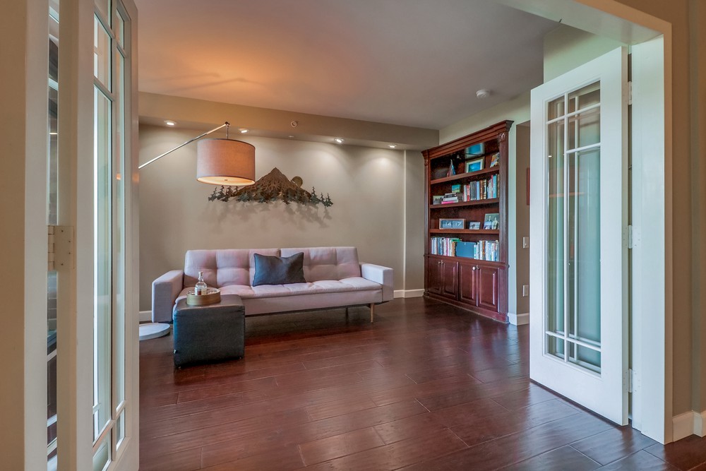 Virtual tour photo 11 of 54 for 500 W Harbor Dr UNIT 612