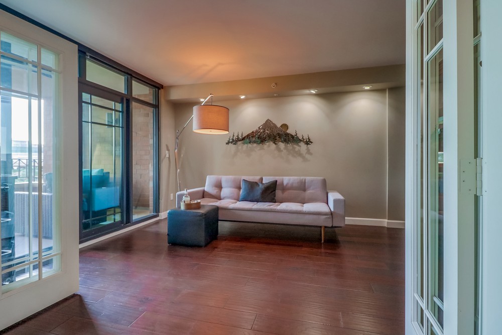 Virtual tour photo 12 of 54 for 500 W Harbor Dr UNIT 612