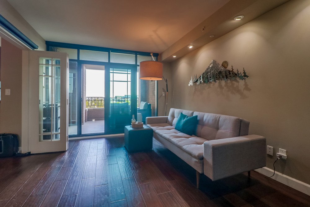Virtual tour photo 13 of 54 for 500 W Harbor Dr UNIT 612