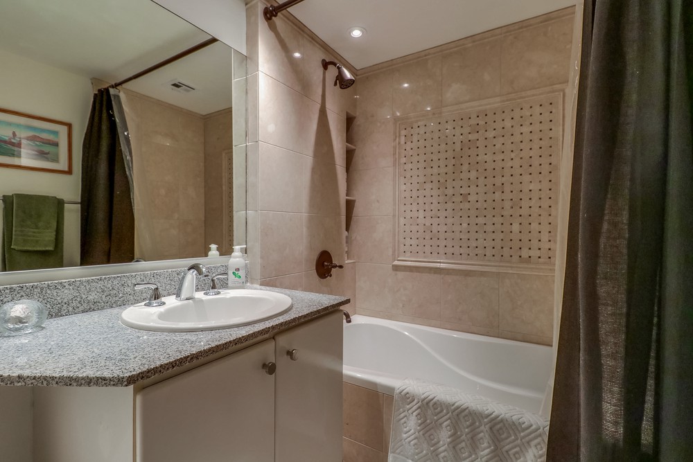 Virtual tour photo 29 of 54 for 500 W Harbor Dr UNIT 612