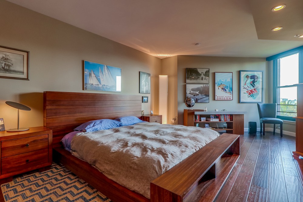 Virtual tour photo 30 of 54 for 500 W Harbor Dr UNIT 612