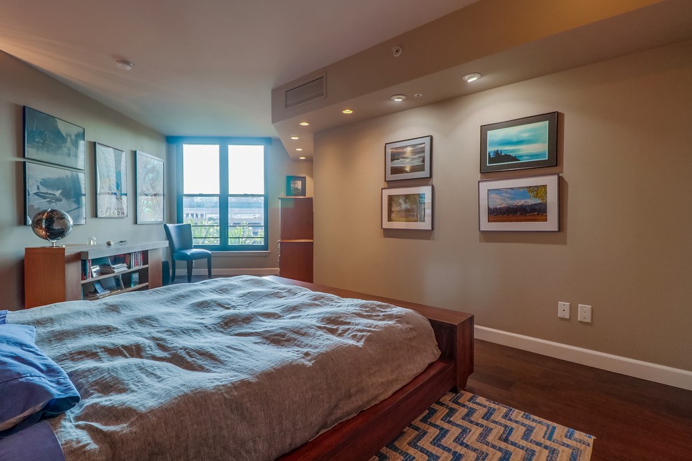 Virtual tour photo 31 of 54 for 500 W Harbor Dr UNIT 612