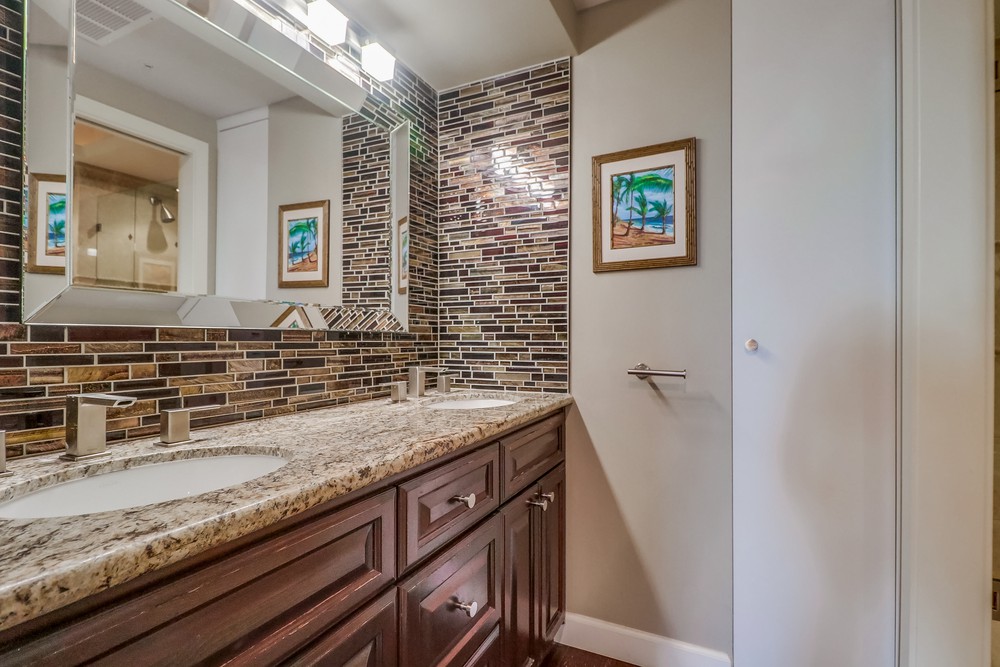 Virtual tour photo 34 of 54 for 500 W Harbor Dr UNIT 612