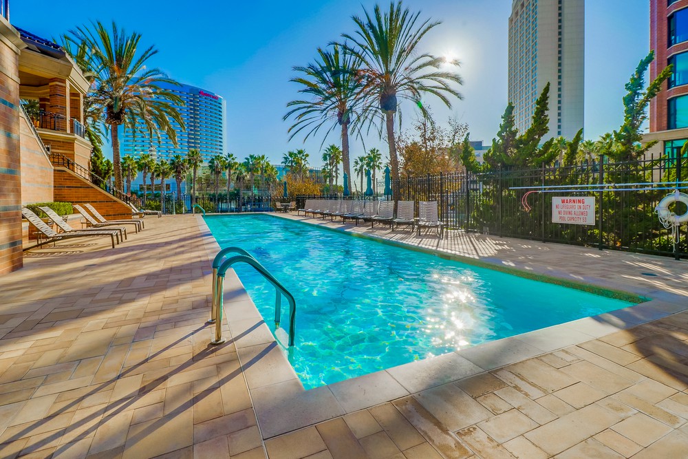 Virtual tour photo 54 of 54 for 500 W Harbor Dr UNIT 612