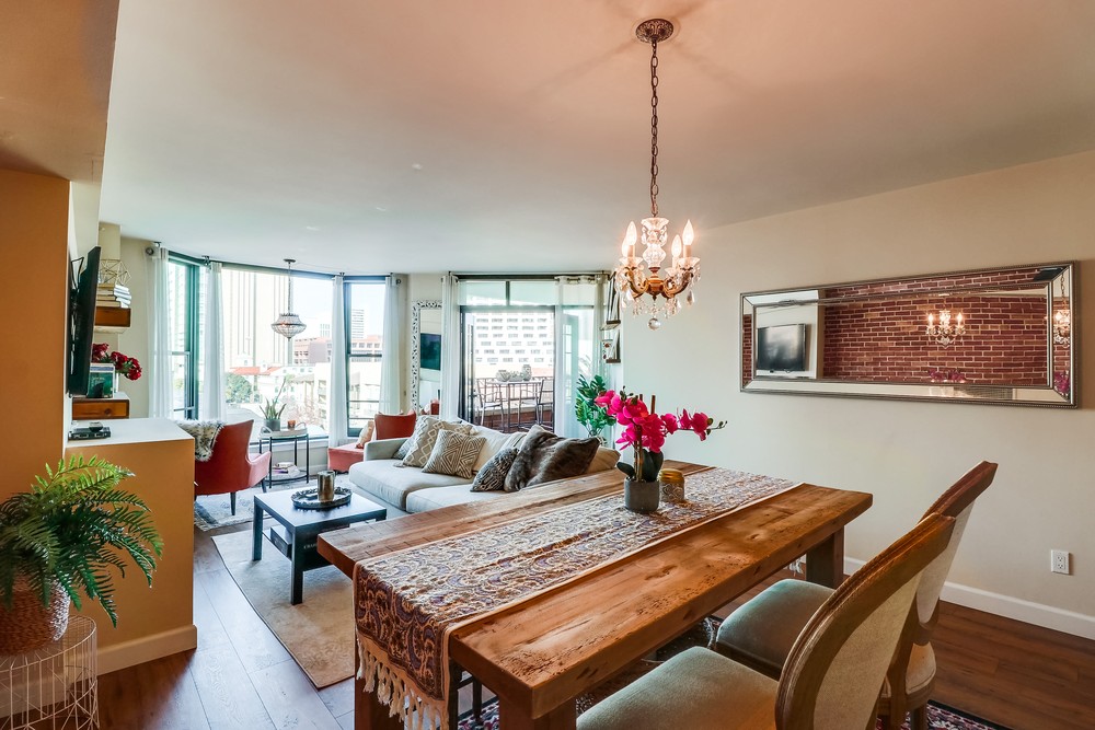 Virtual tour photo 20 of 51 for 500 W Harbor Dr UNIT 807