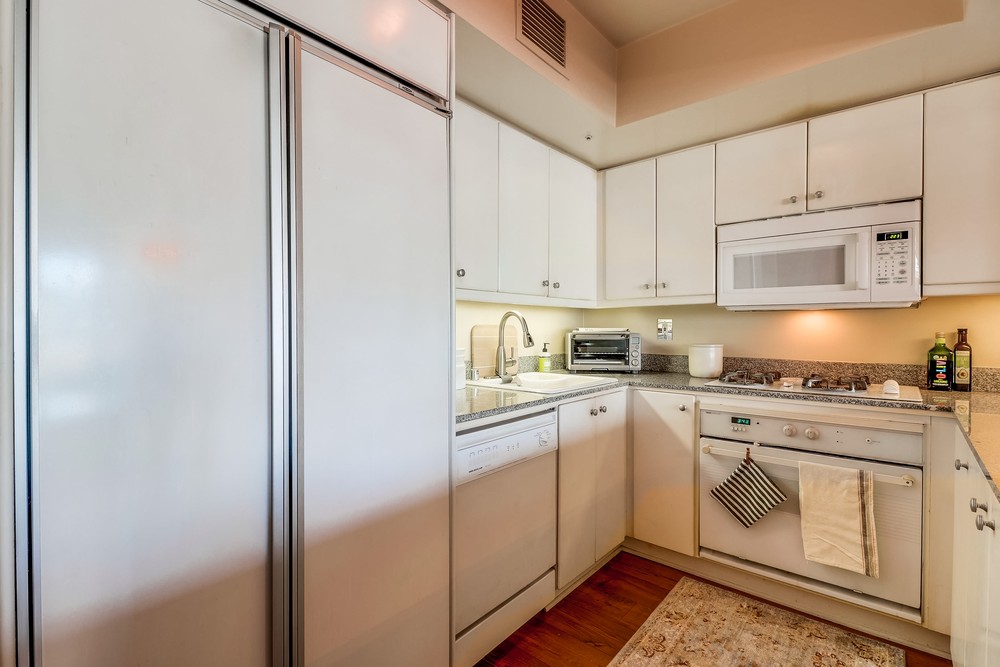 Virtual tour photo 25 of 51 for 500 W Harbor Dr UNIT 807