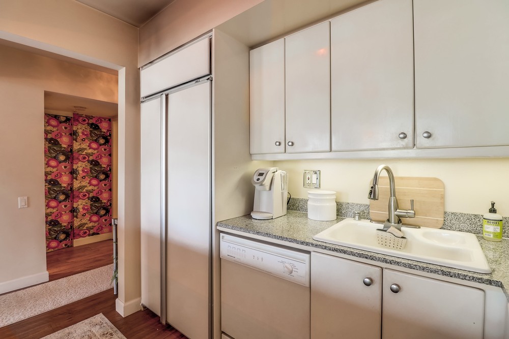 Virtual tour photo 26 of 51 for 500 W Harbor Dr UNIT 807