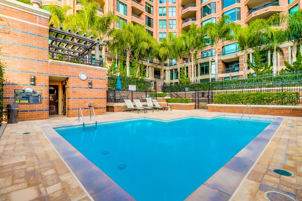 Virtual tour photo 46 of 51 for 500 W Harbor Dr UNIT 807