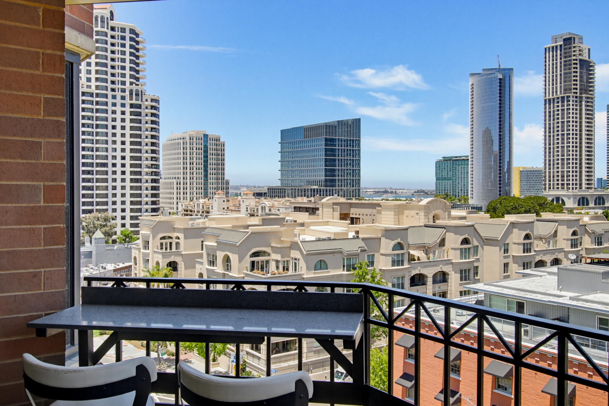 Virtual tour photo 39 of 79 for 500 W Harbor Dr UNIT 905