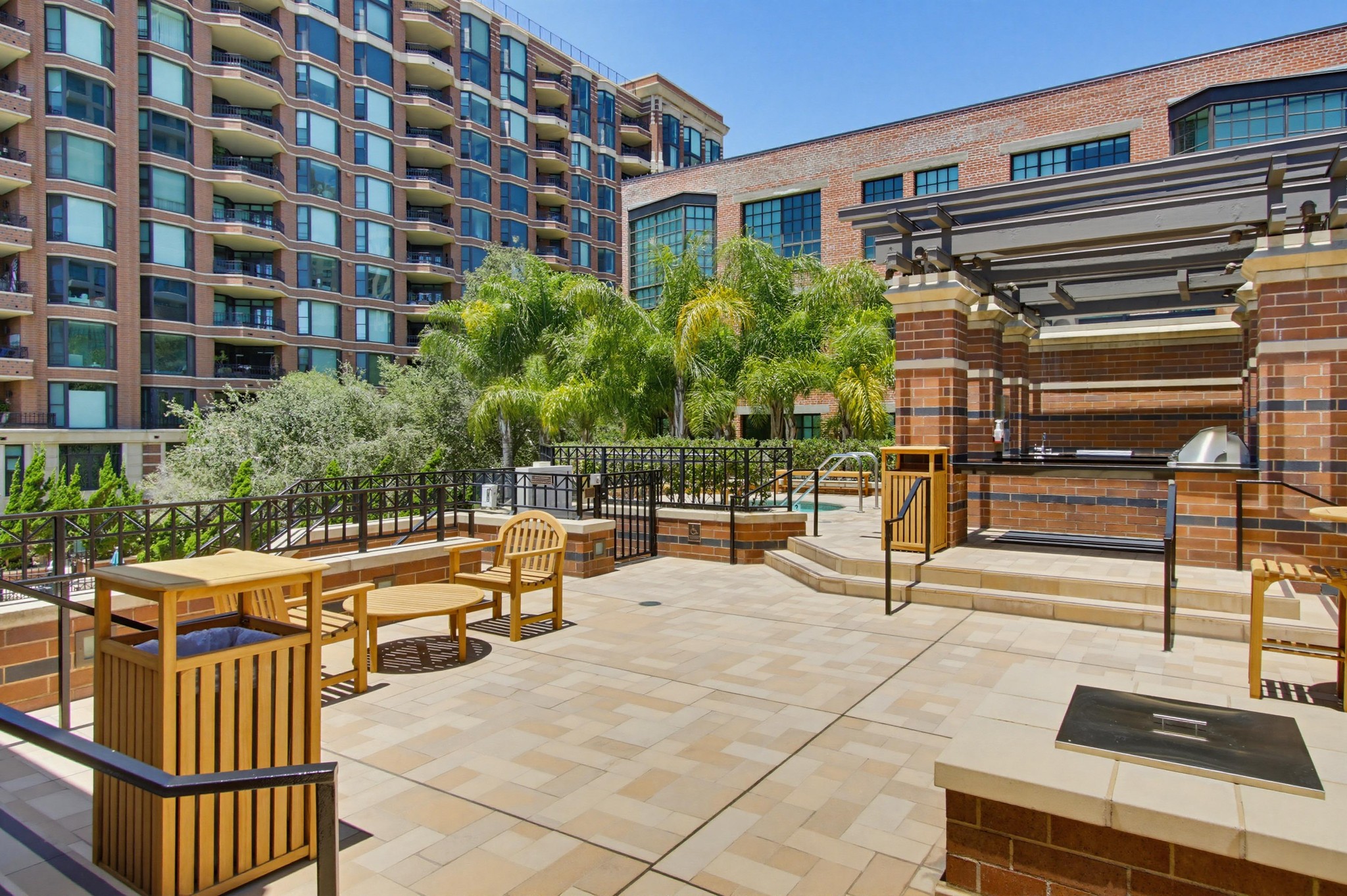 Virtual tour photo 57 of 79 for 500 W Harbor Dr UNIT 905