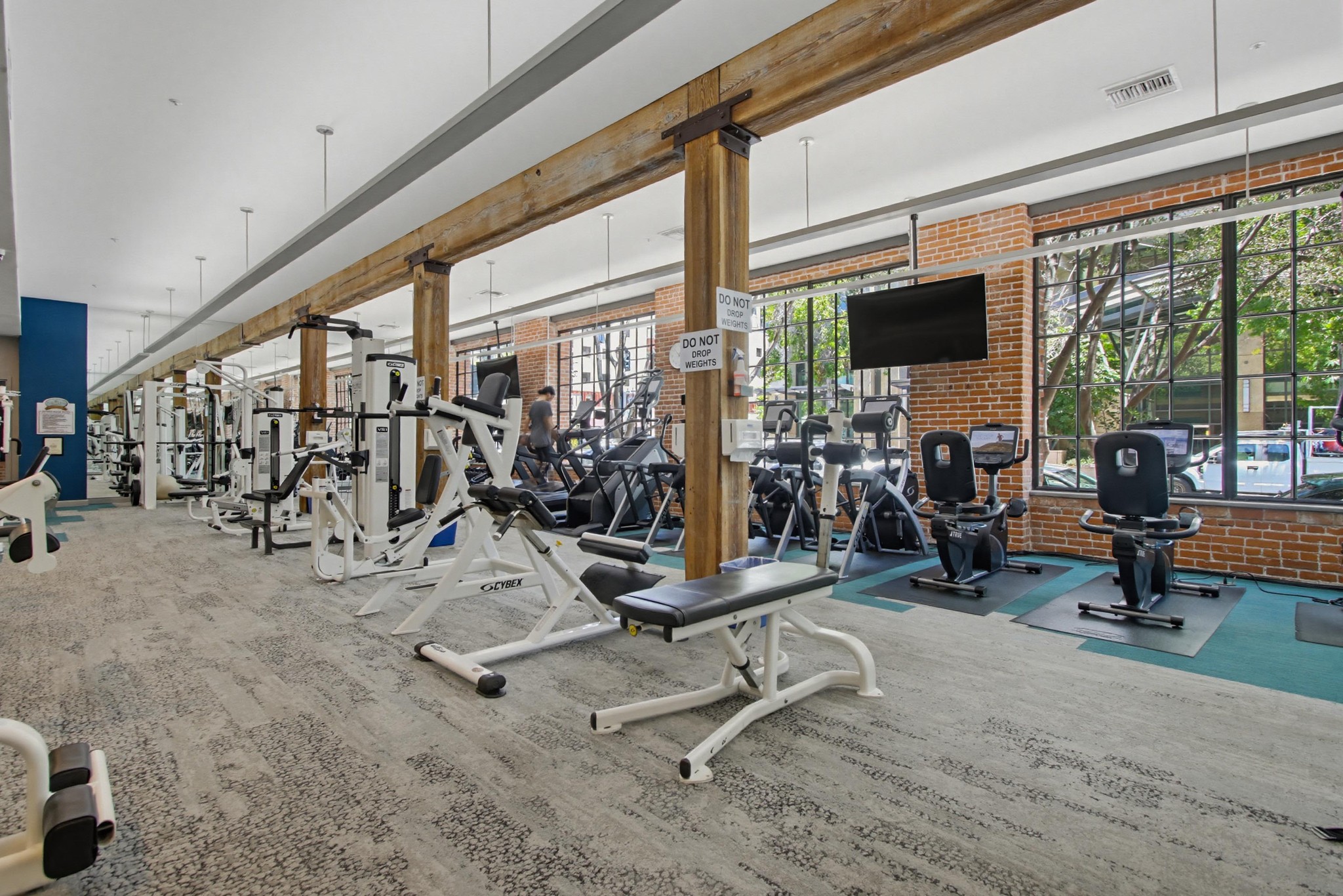 Virtual tour photo 66 of 79 for 500 W Harbor Dr UNIT 905