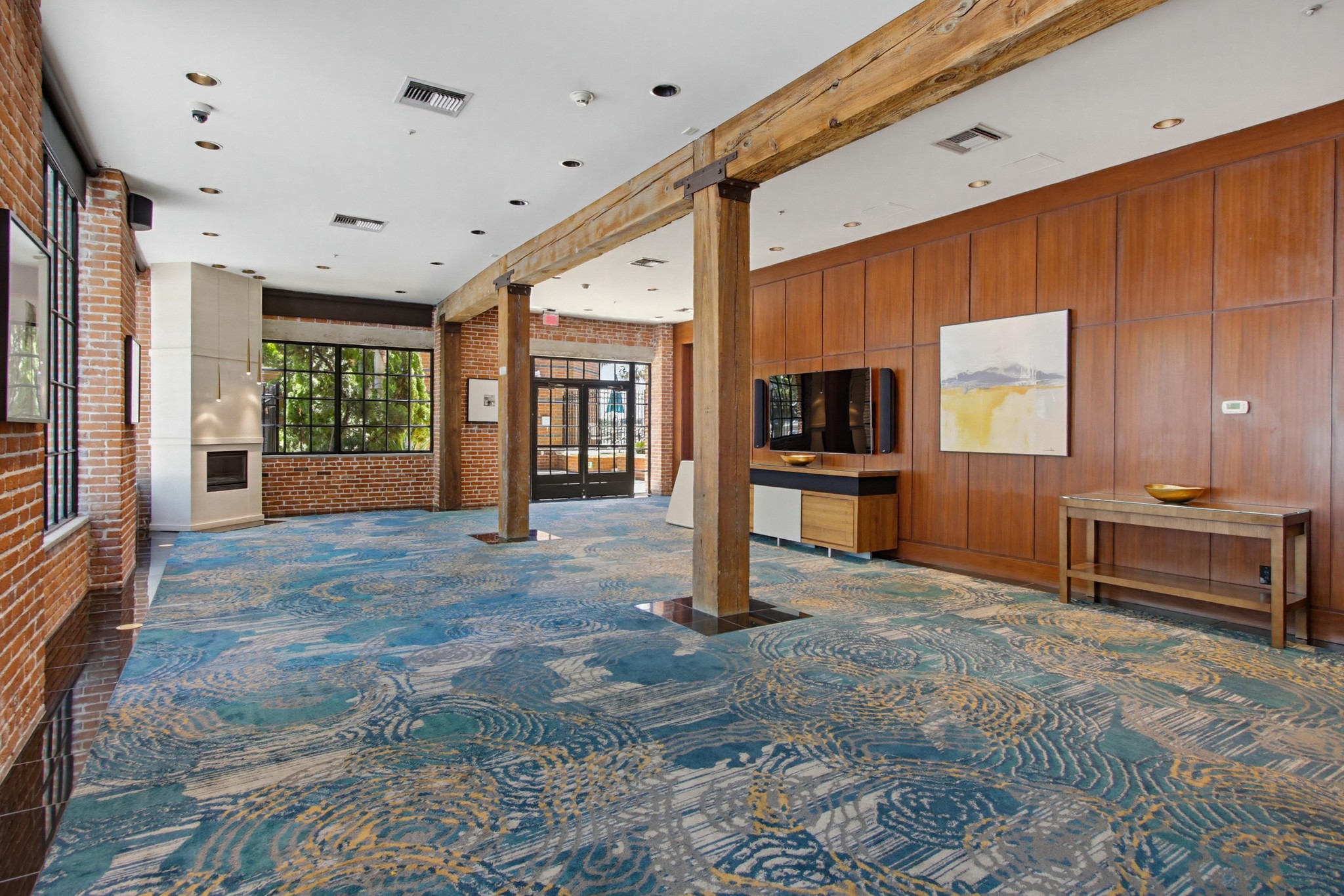 Virtual tour photo 69 of 79 for 500 W Harbor Dr UNIT 905