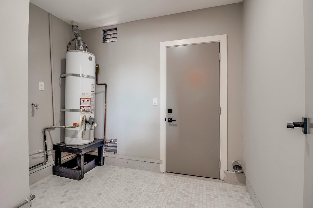 Virtual tour photo 42 of 51 for 5002 New Haven Rd