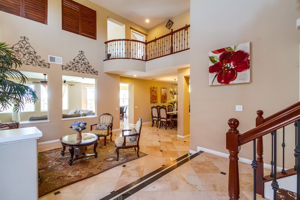 Virtual tour photo 9 of 55 for 5008 Crescent Bay Dr
