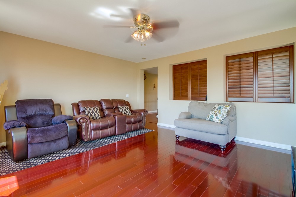 Virtual tour photo 28 of 55 for 5008 Crescent Bay Dr