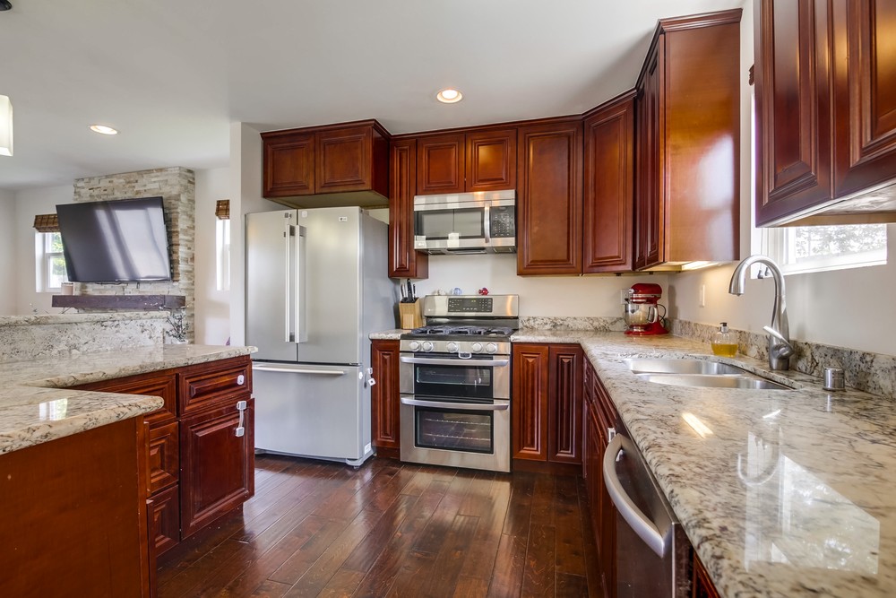 Virtual tour photo 15 of 40 for 5011 Biltmore St