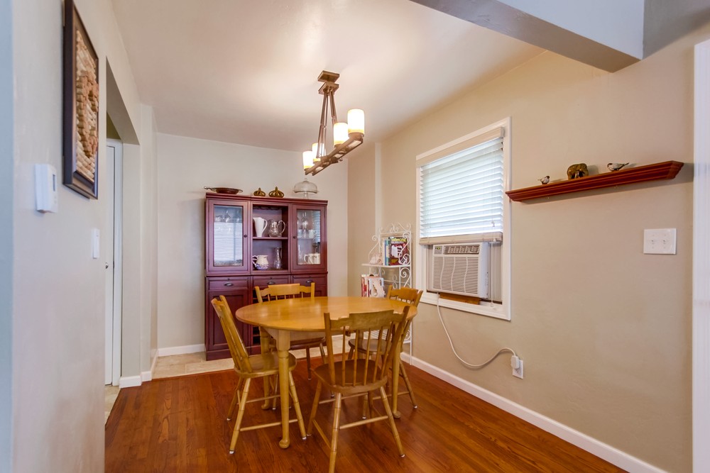 Virtual tour photo 10 of 36 for 5011 Elm St