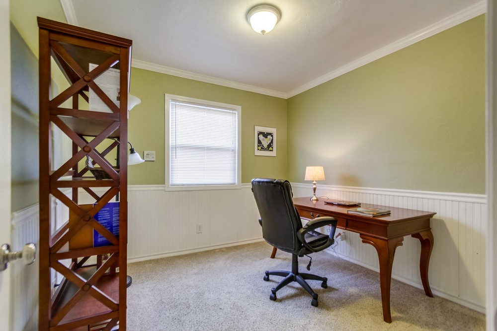 Virtual tour photo 17 of 36 for 5011 Elm St