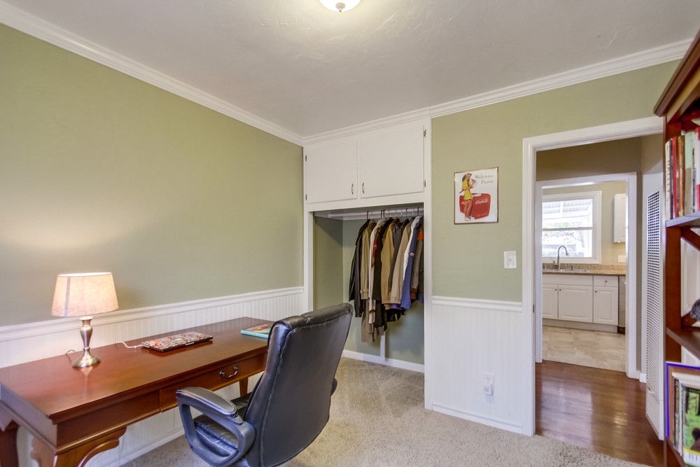 Virtual tour photo 18 of 36 for 5011 Elm St