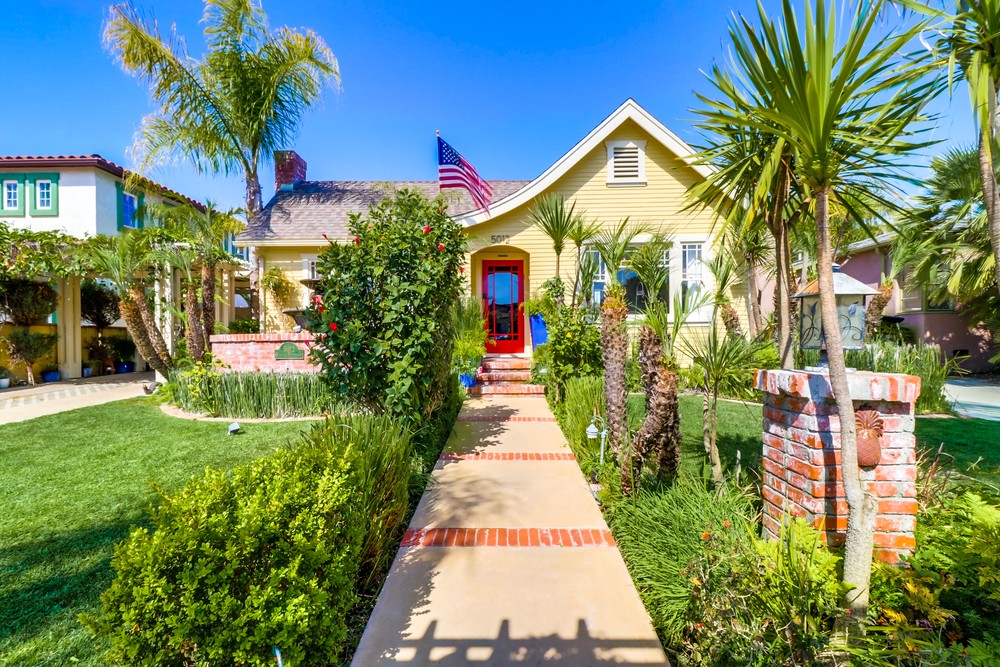 Virtual tour photo 1 of 61 for 5012 Hawley Blvd