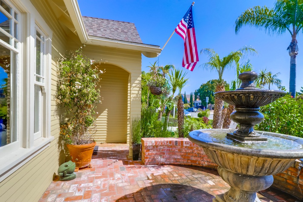 Virtual tour photo 11 of 61 for 5012 Hawley Blvd