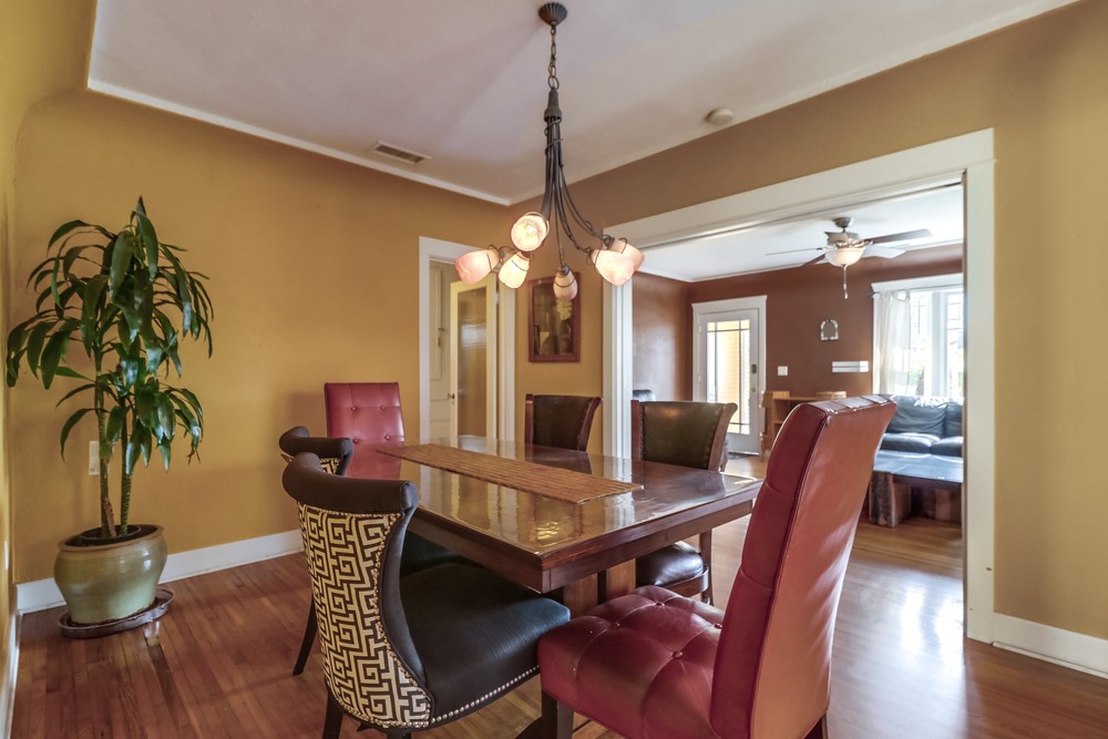 Virtual tour photo 17 of 61 for 5012 Hawley Blvd