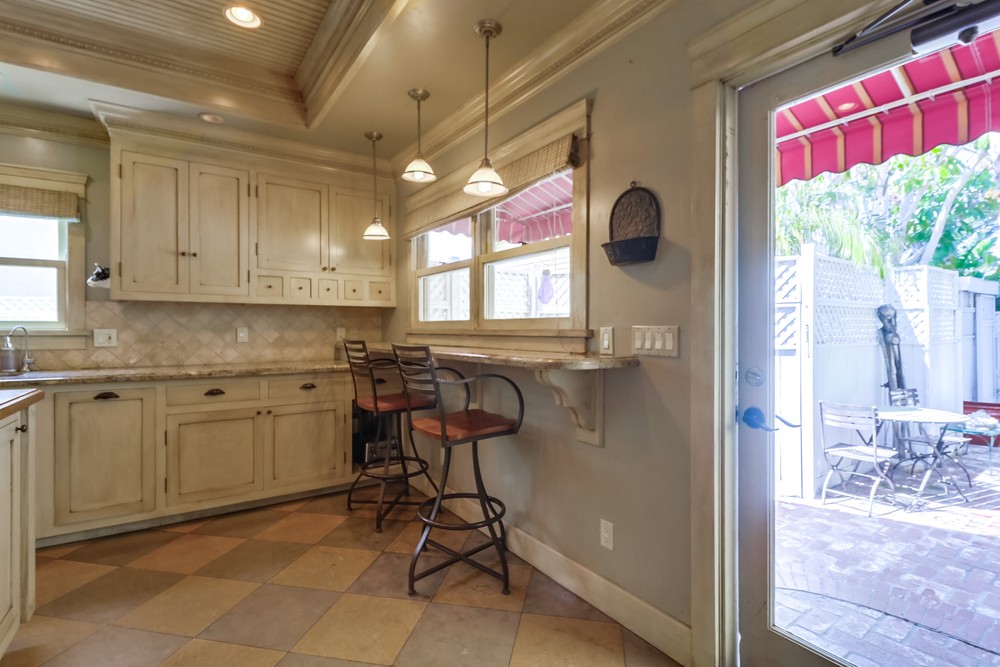 Virtual tour photo 18 of 61 for 5012 Hawley Blvd