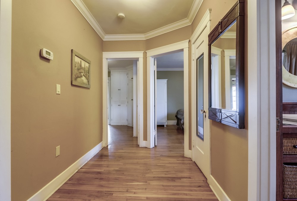 Virtual tour photo 29 of 61 for 5012 Hawley Blvd
