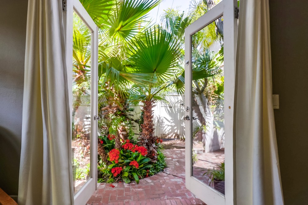 Virtual tour photo 34 of 61 for 5012 Hawley Blvd