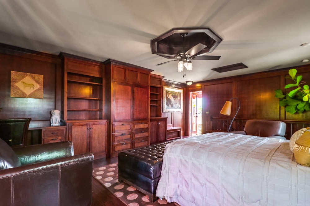 Virtual tour photo 47 of 61 for 5012 Hawley Blvd