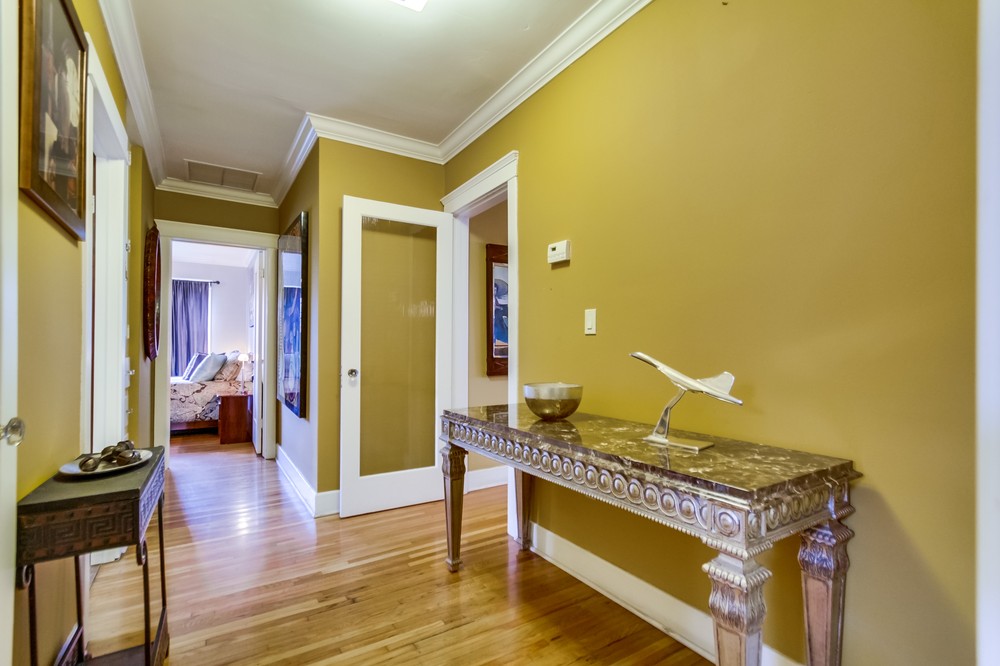 Virtual tour photo 35 of 54 for 5012 Hawley Boulevard
