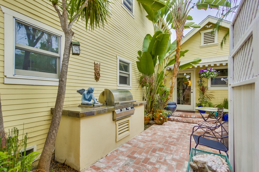 Virtual tour photo 45 of 54 for 5012 Hawley Boulevard