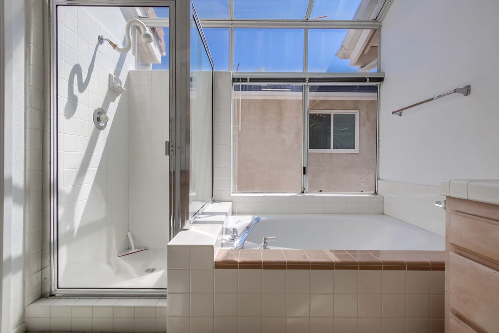 Virtual tour photo 30 of 47 for 5014 Camino Playa Portofino