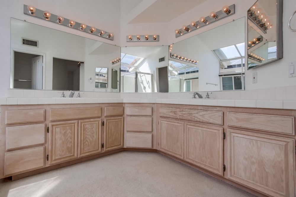 Virtual tour photo 31 of 47 for 5014 Camino Playa Portofino