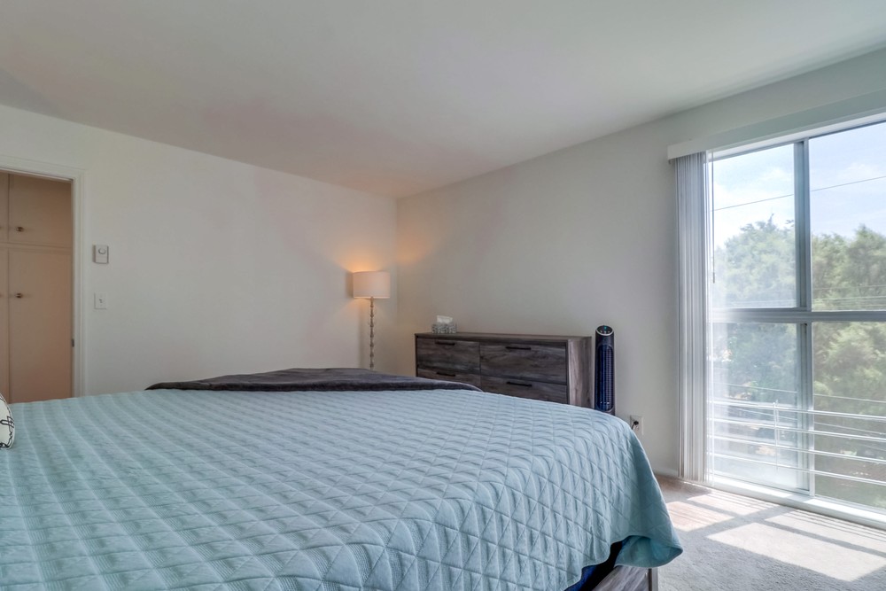 Virtual tour photo 22 of 27 for 5015 Cape May Ave