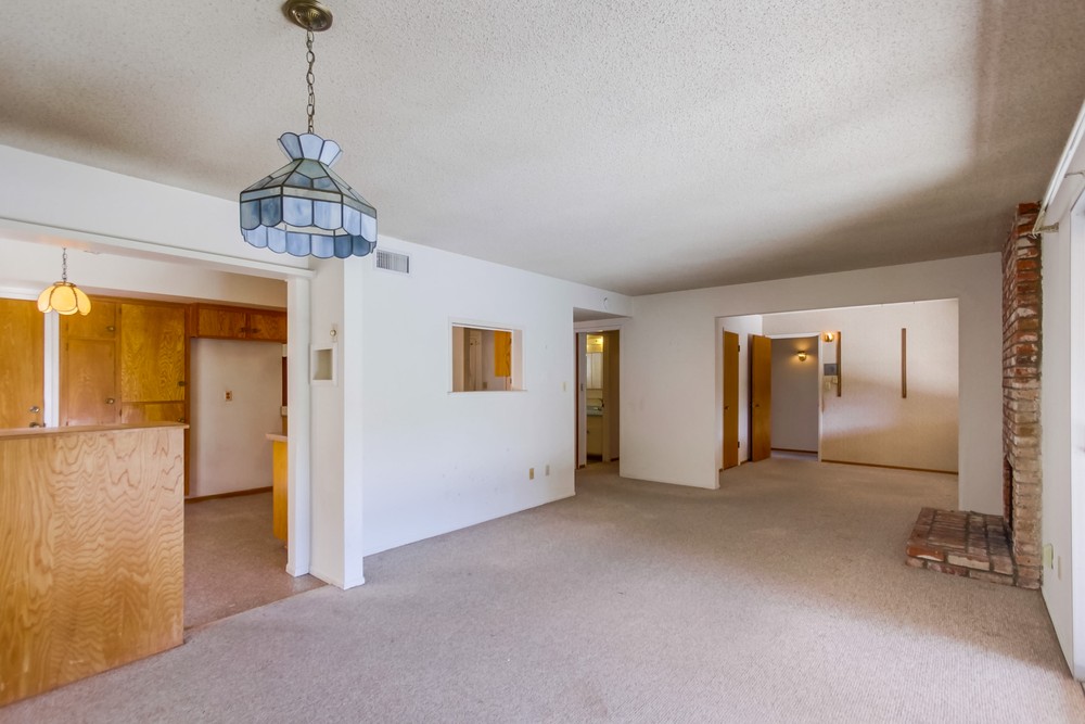 Virtual tour photo 17 of 38 for 5017 Gasconade Ave