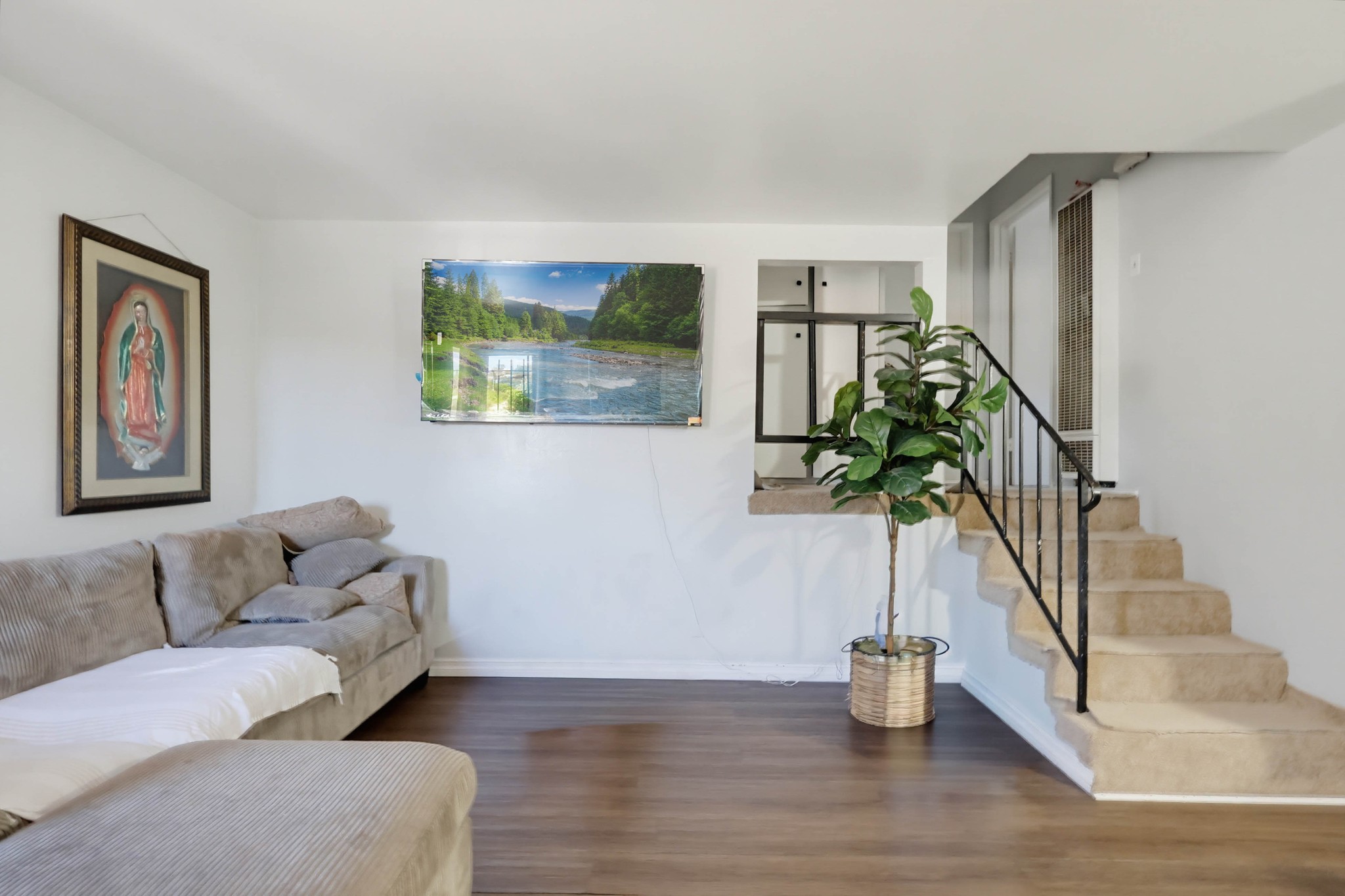 Virtual tour photo 40 of 82 for 5020 Aldama St