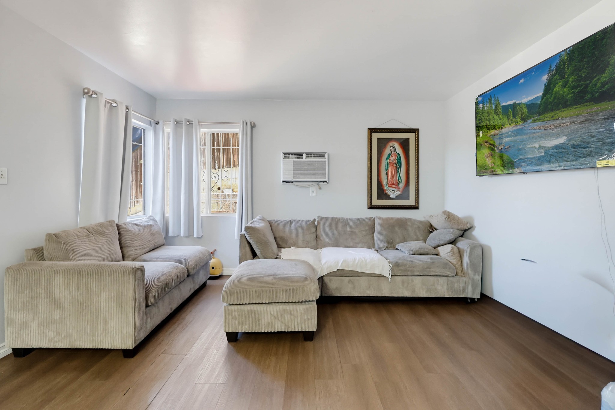 Virtual tour photo 42 of 82 for 5020 Aldama St