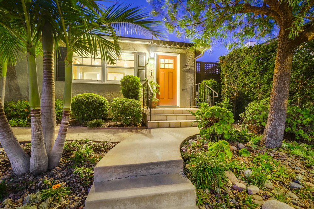 Virtual tour photo 6 of 88 for 5020 Collier Ave