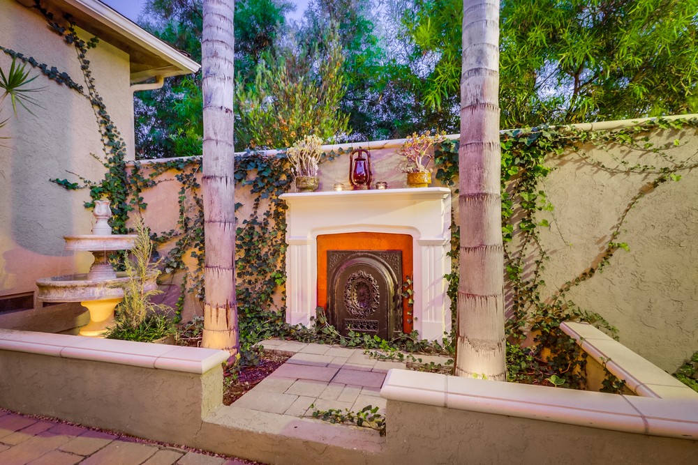 Virtual tour photo 13 of 88 for 5020 Collier Ave